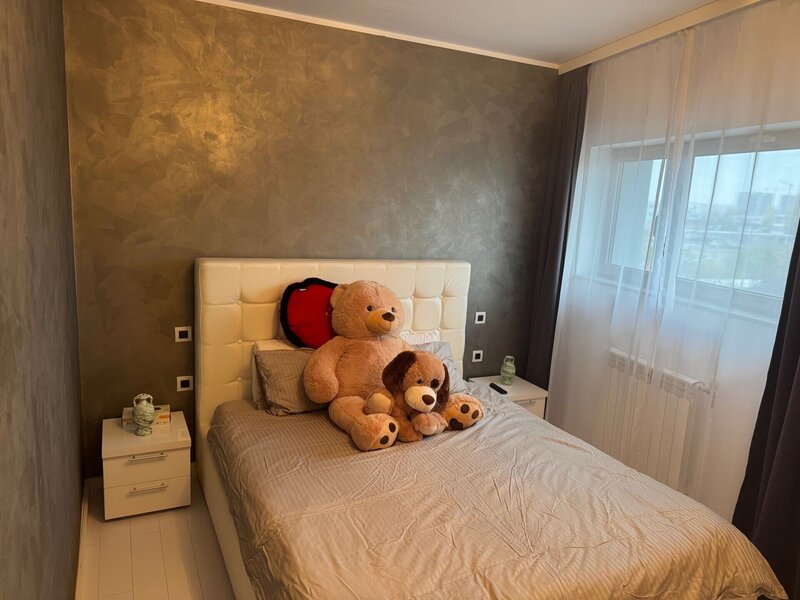 Doamna Ghica Plaza, apartament cu 3 camere de vanzare.