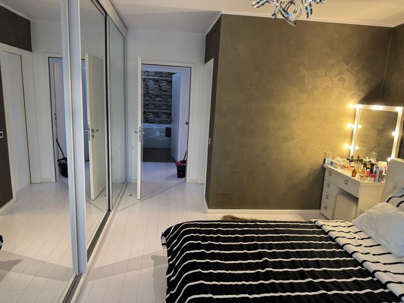 Doamna Ghica Plaza, apartament cu 3 camere de vanzare.