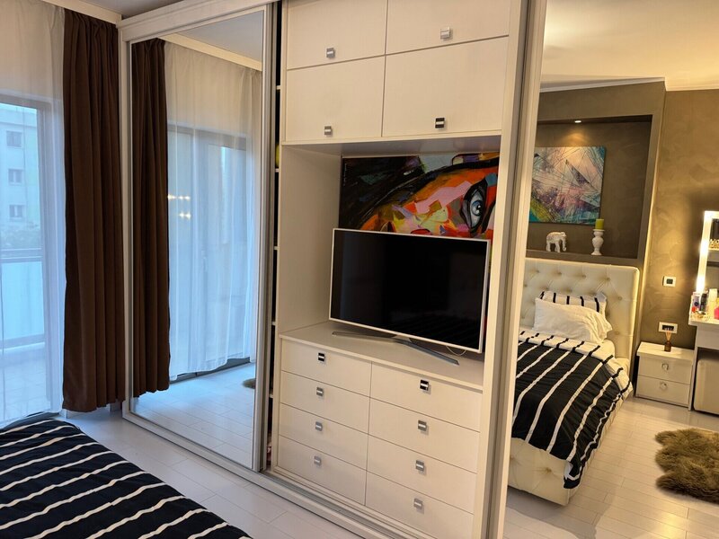 Doamna Ghica Plaza, apartament cu 3 camere de vanzare.